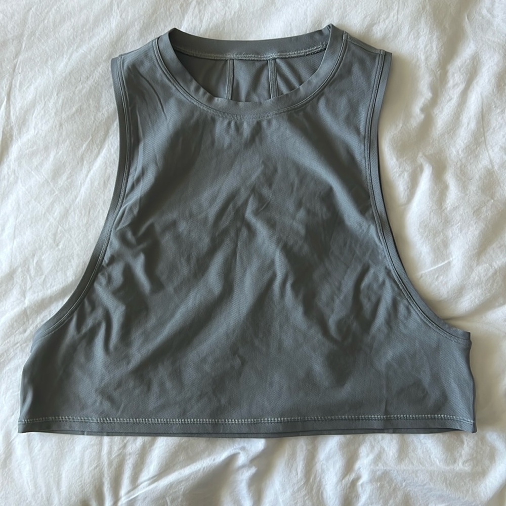 Lululemon Cropped Tank - Size 6